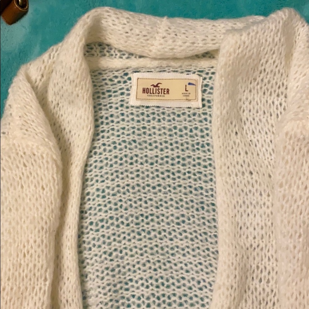 Hollister.cardigan